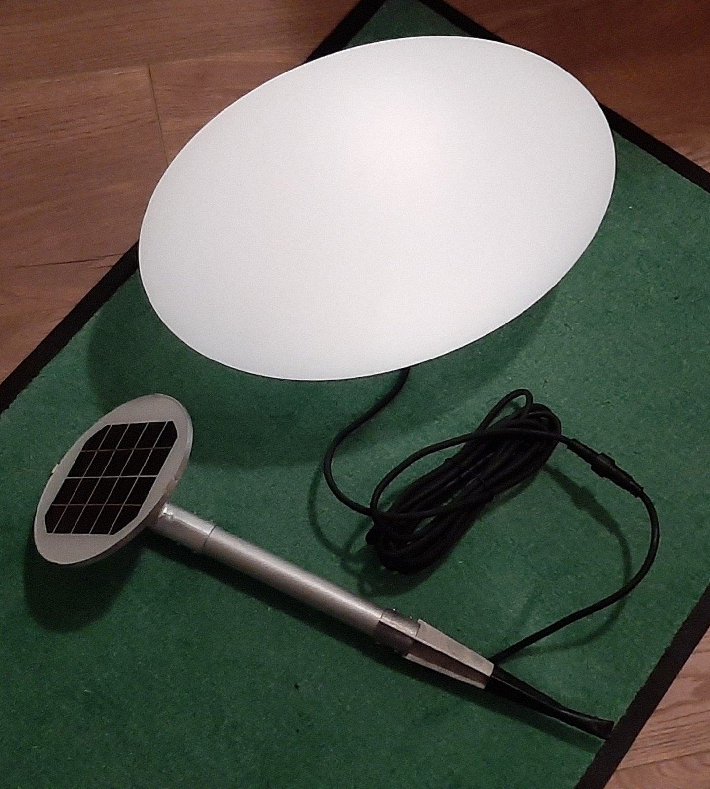 Moderne Solar Buitenlamp | Shining Eye | LED Solar Tuinlamp, Tuin en Terras, Zonne-energie, Kunststof, Nieuw, Ophalen of Verzenden