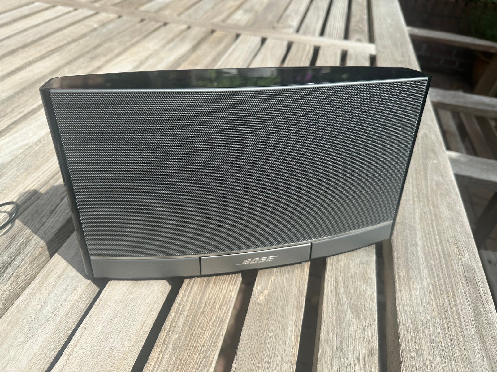 Bose Sounddock met Logitech Bluetooth ontvanger, Ophalen of Verzenden, Gebruikt, Minder dan 60 watt, Bose