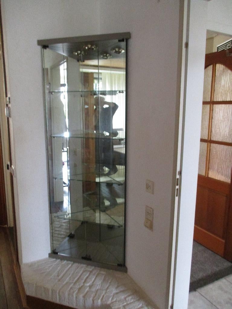 Glas vitrine kast, Ophalen, 50 tot 100 cm, 150 tot 200 cm, 25 tot 50 cm