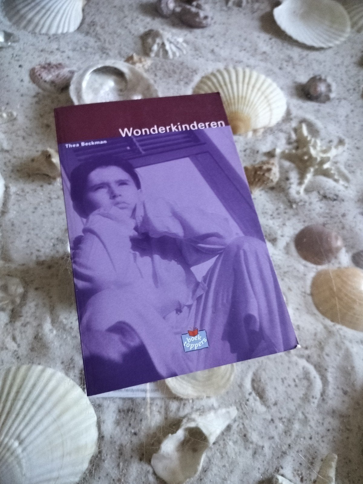 Thea Beckman - Wonderkinderen, Ophalen of Verzenden, Gelezen