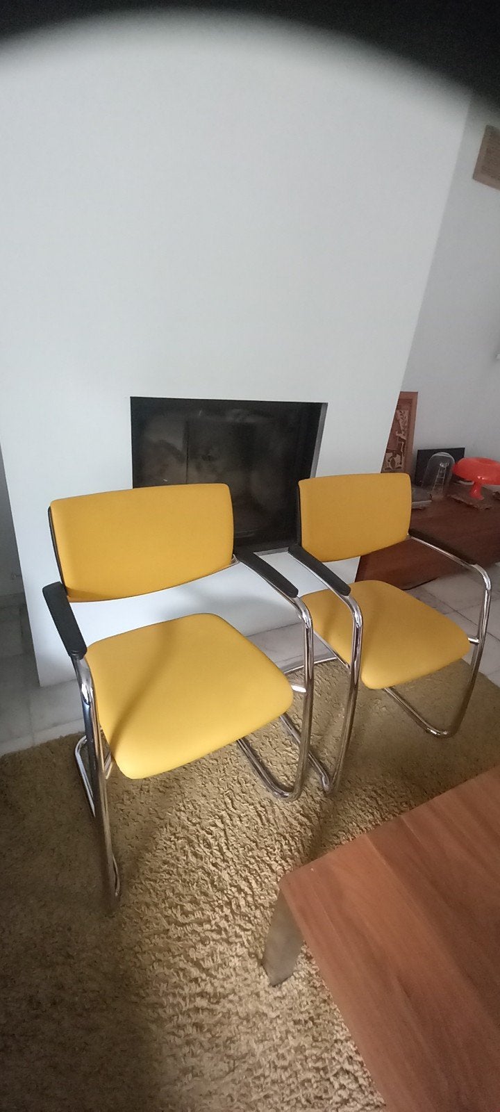 Stoel Gipsen lookalike, Huis en Inrichting, Stoelen, Ophalen