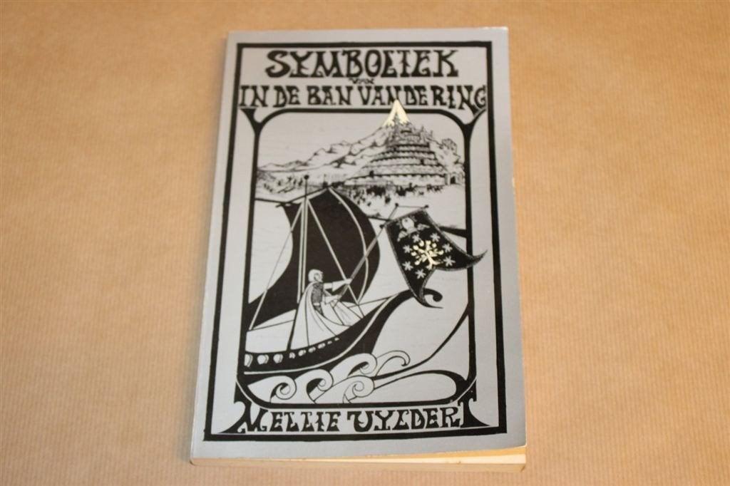 Symboliek van In de ban van de ring - Mellie Uyldert, Boeken, Ophalen of Verzenden, Zo goed als nieuw, Overige onderwerpen, Achtergrond en Informatie