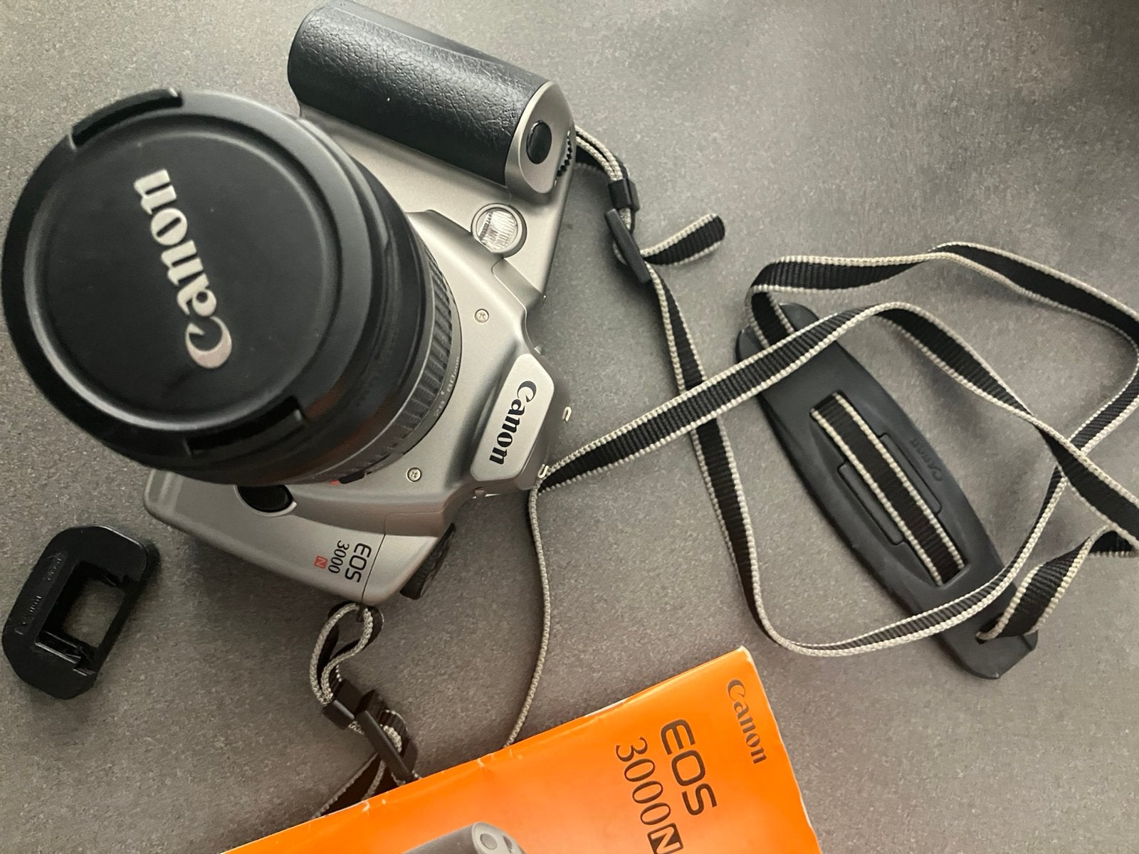 Canon EOS 3000N analoge spiegelreflex camera met tas, Audio, Tv en Foto, Ophalen, Gebruikt, Spiegelreflex, Canon