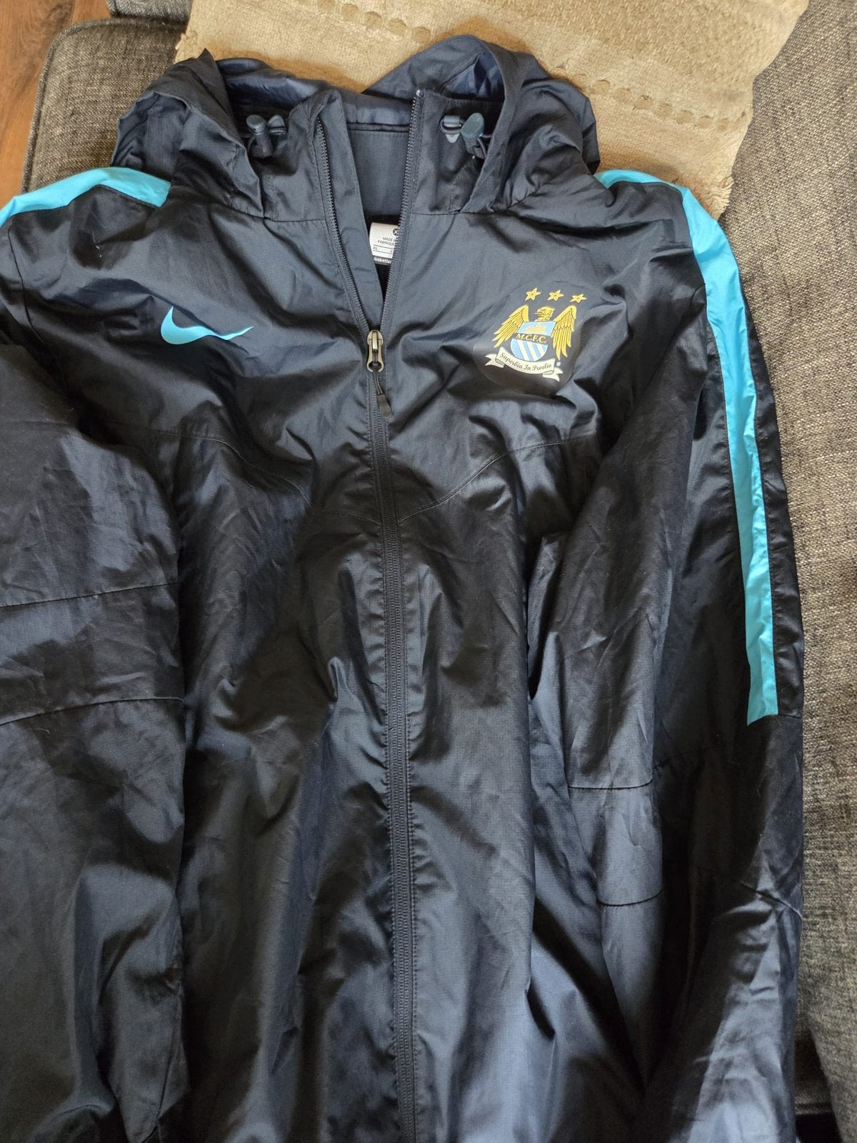 Manchester City Jas Maat XL  !!, Maat XL, Ophalen, Zo goed als nieuw, Trainingspak