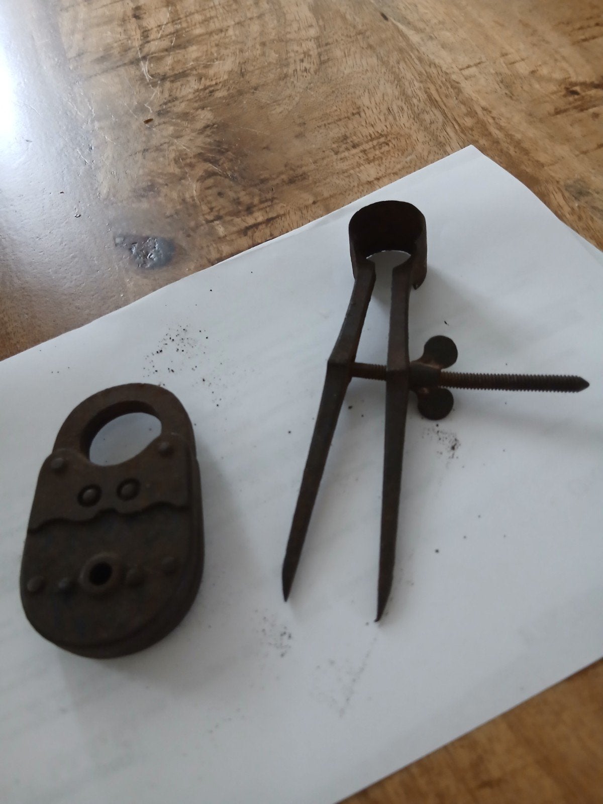 Antiek hangslot en passer - Decoratieve set, Ophalen of Verzenden