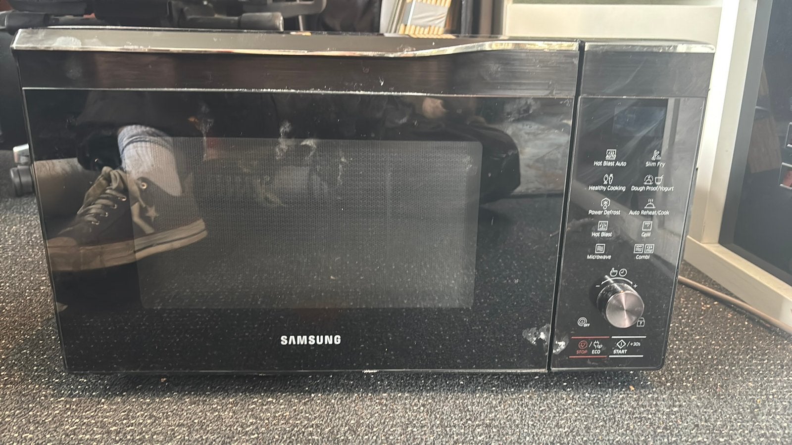 Samsung combo-mangetron oven met defect, Ophalen, Combimagnetron, Gebruikt, Draaiplateau