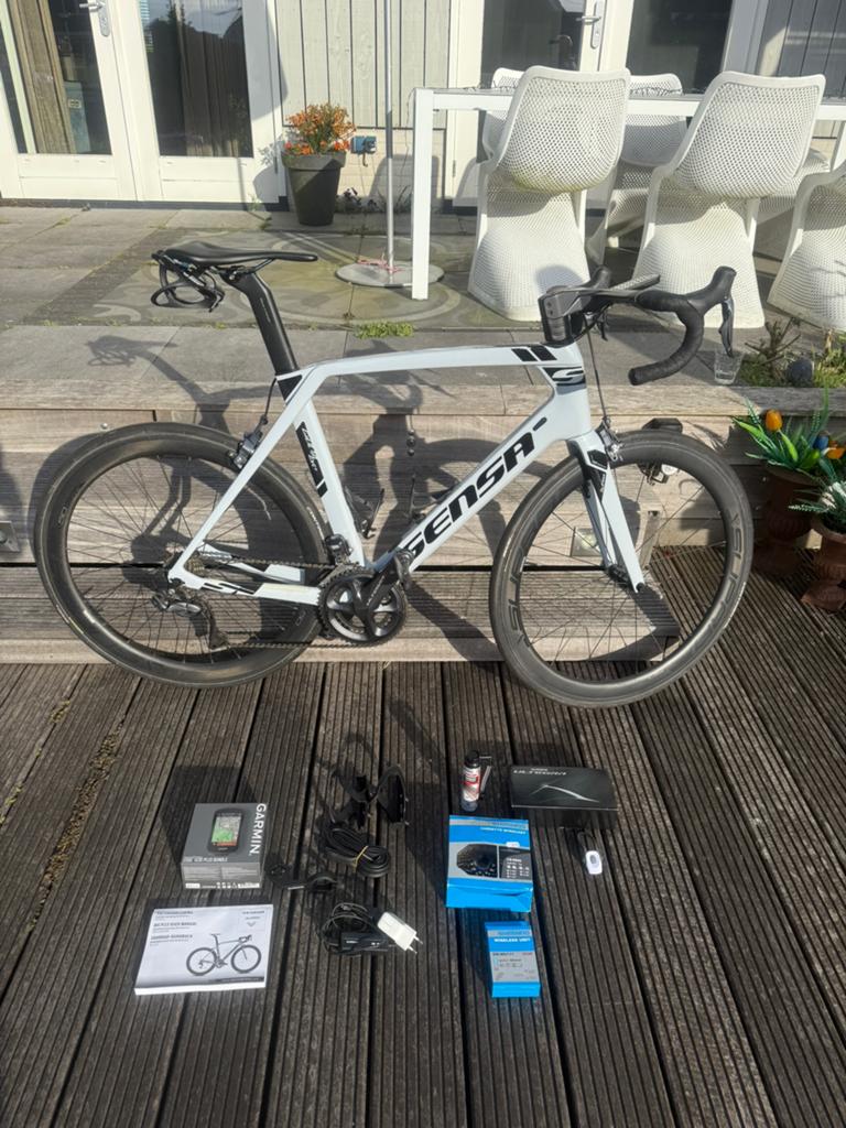 Sensa wielrenfiets (54) met o.a. fietscomputer, Zo goed als nieuw, Meer dan 20 versnellingen, 53 tot 57 cm, Ophalen