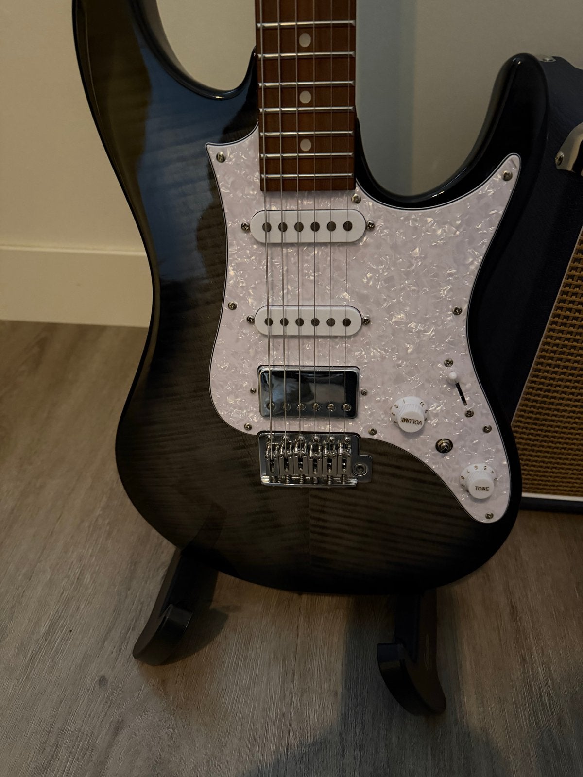 Ibanez elektrische gitaar met Laney versterker type lf 60, Ibanez, Met versterker, Ophalen of Verzenden, Zo goed als nieuw