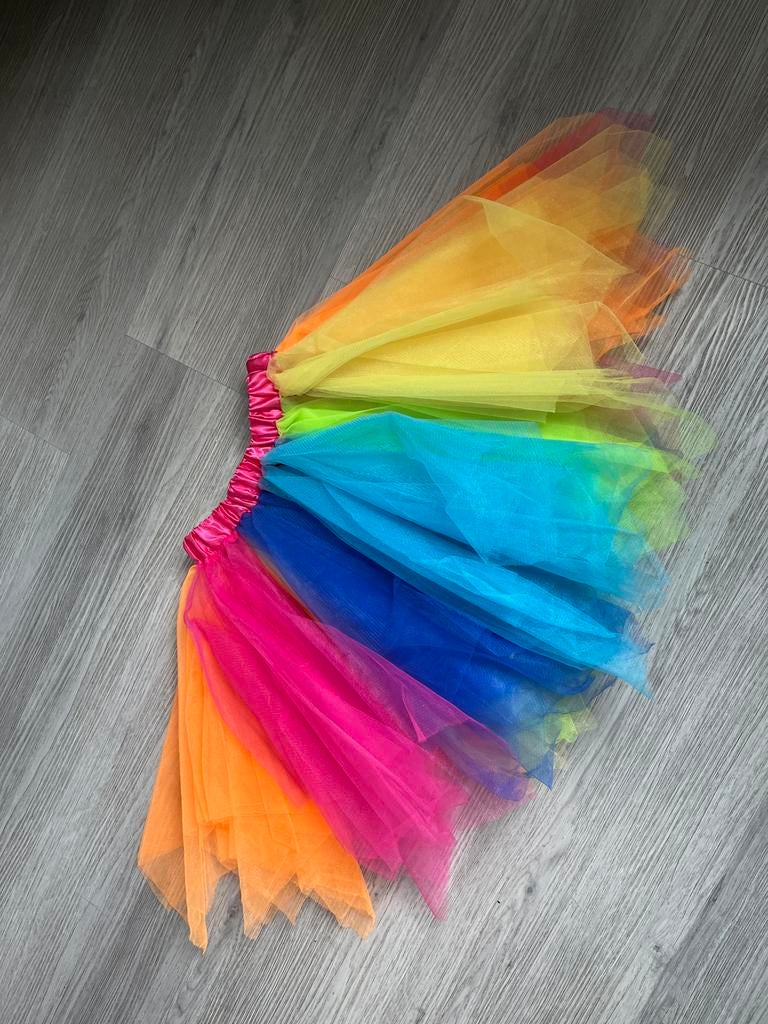 Regenboog  petticoat een maat., Ophalen of Verzenden, Zo goed als nieuw, Jongen of Meisje