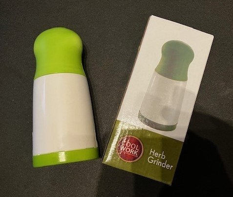 peterseliemolen (Herb Grinder), Groen, Kunststof, Nieuw, Ophalen of Verzenden