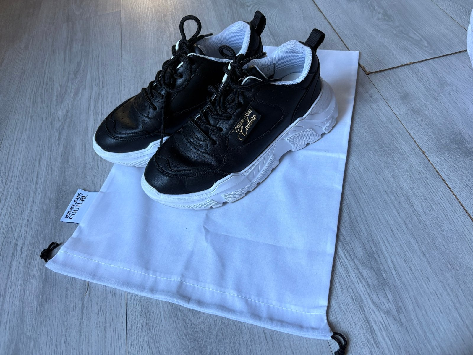 Versace Jeans Couture Sneakers Maat 38 Zwart Wit, Zwart, Ophalen of Verzenden, Sneakers of Gympen, Zo goed als nieuw
