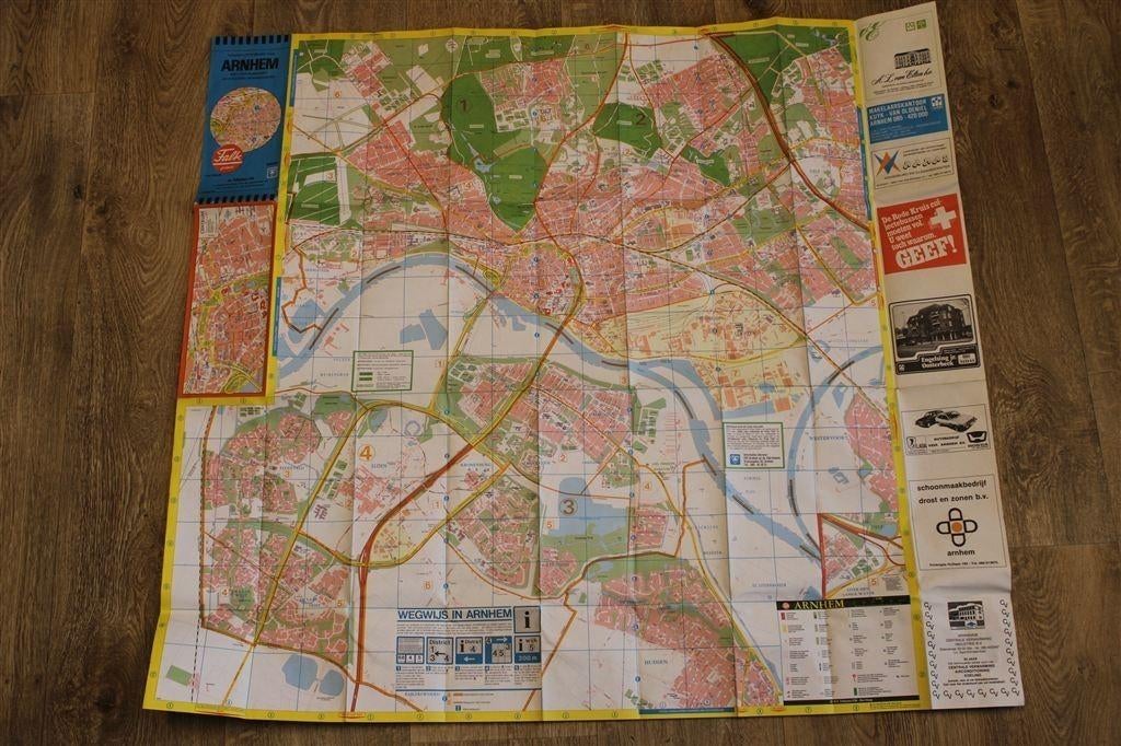 Stadsplattegrond van Rotterdam. Falkplan. 24e druk., Boeken, Atlassen en Landkaarten, Gelezen, Ophalen of Verzenden, Landkaart