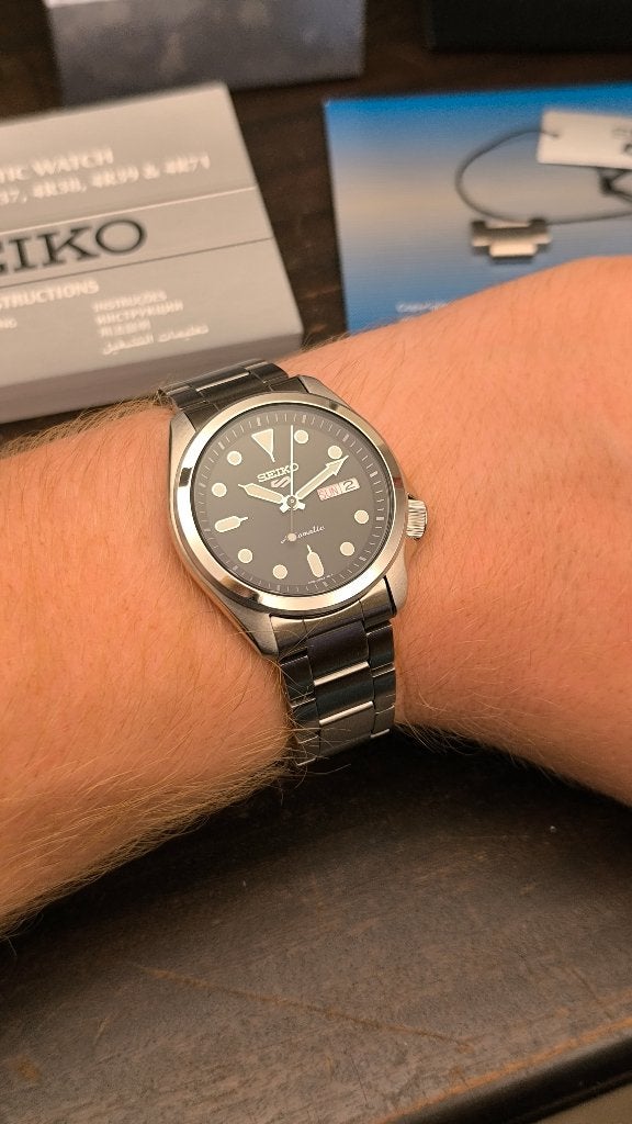 Seiko 5 sport SRPE55K1, Staal, Polshorloge, Ophalen of Verzenden, Zo goed als nieuw