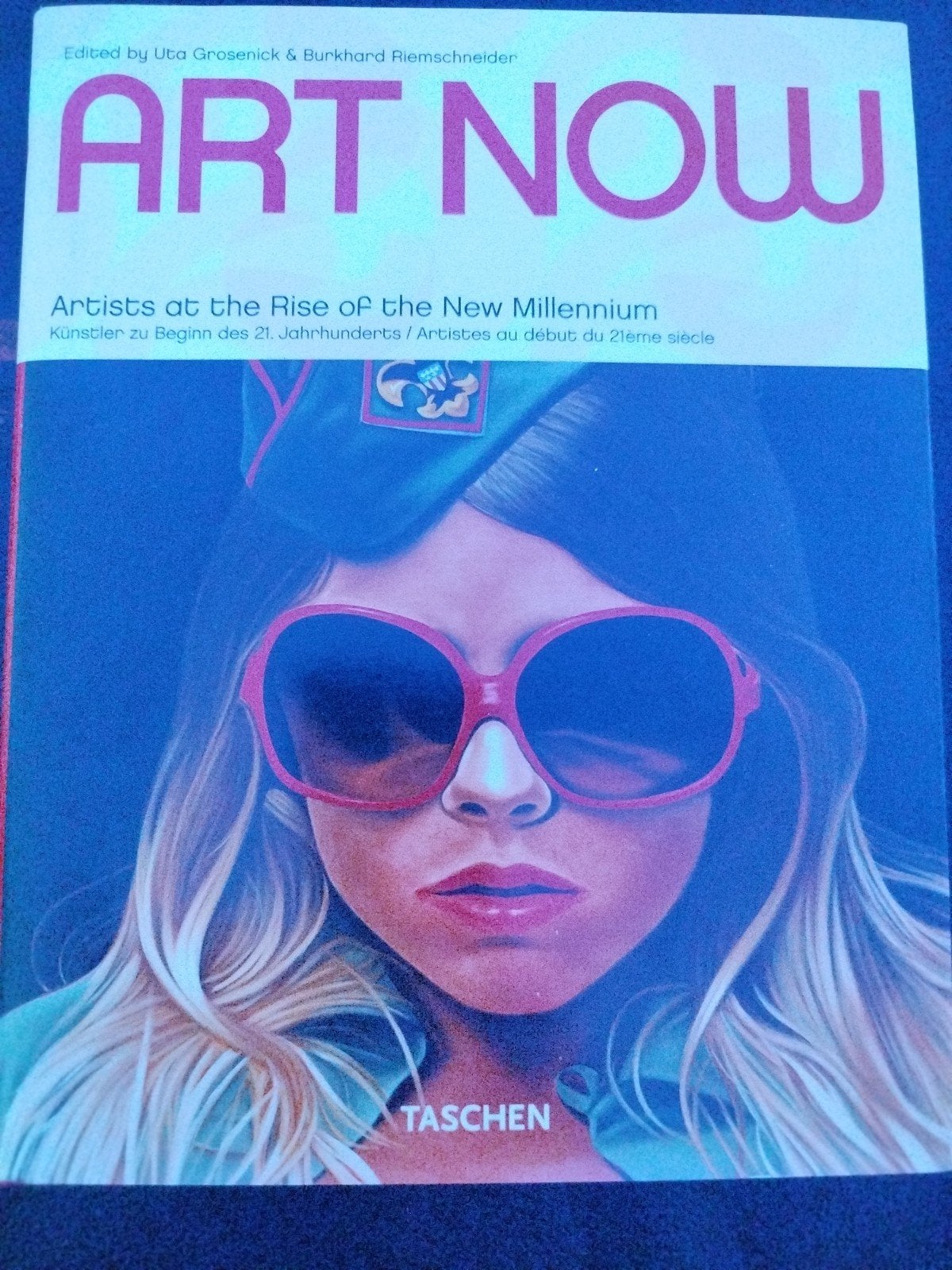 TASCHEN ART NOW HARDCOVER, Taschen, Ophalen of Verzenden, Zo goed als nieuw, Grafische vormgeving
