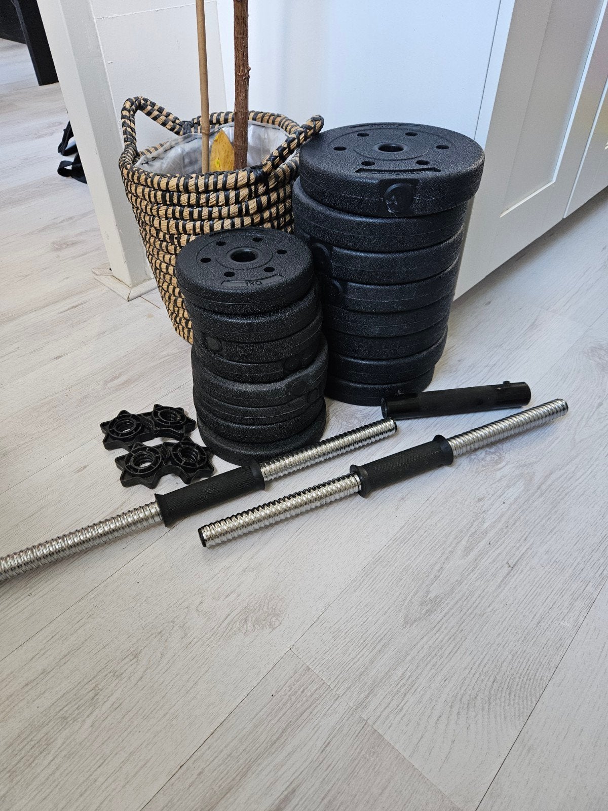 Halterset met 2 stangen, 30kg gewichten en koppelstuk, Ophalen