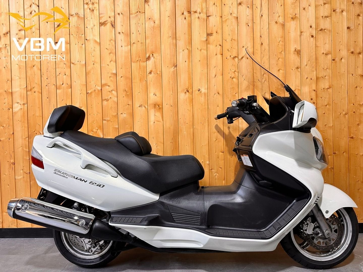 Suzuki AN 650 Burgman ABS Executive AN650 AN-650 Nieuwe band, Motorrijbewijs A, Bedrijf, Onbekend, 2 cilinders