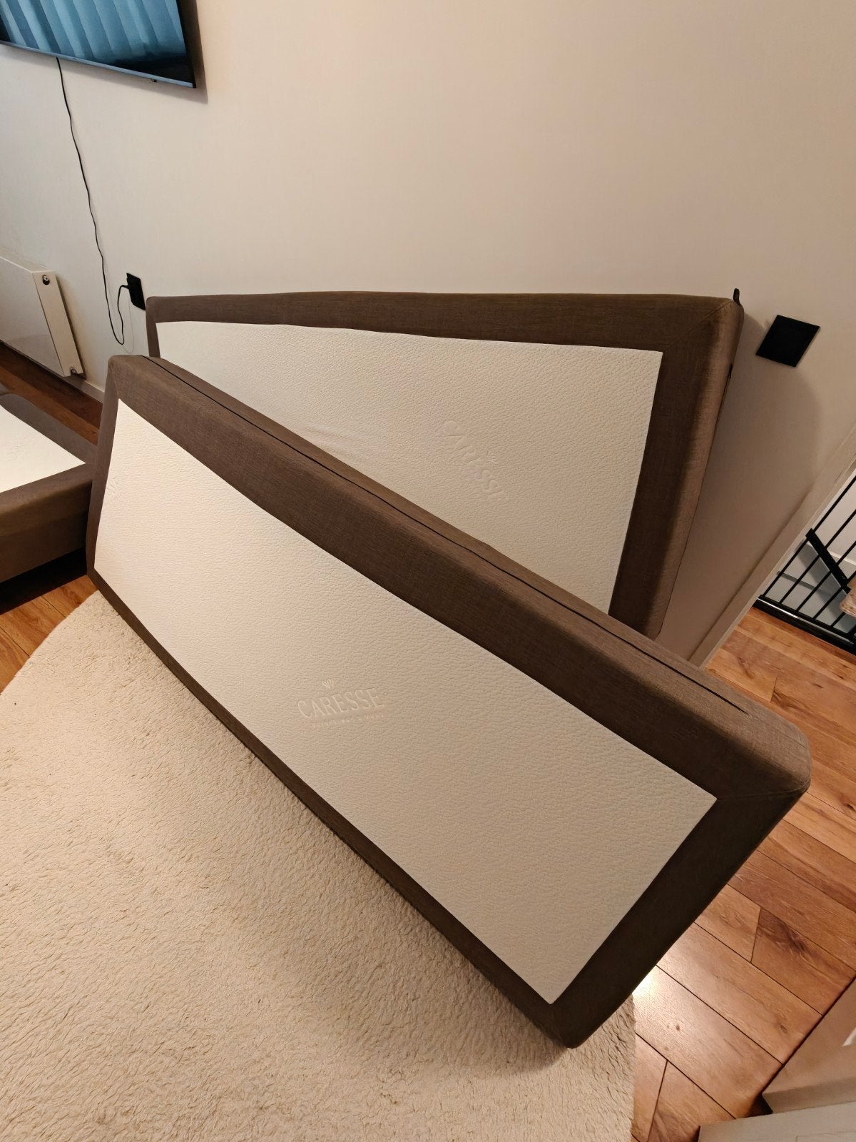 2x 80x200 pocketveermatrassen, in goede staat, Ophalen, Eenpersoons, Bruin, Zo goed als nieuw