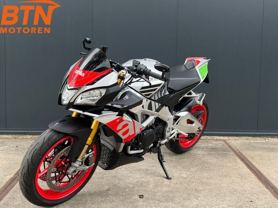 Aprilia Tuono V4 1100 Factory (bj 2018) NL Akrapovic Ohlins, 1077 cc, 4 cilinders, Motorrijbewijs A, Bedrijf