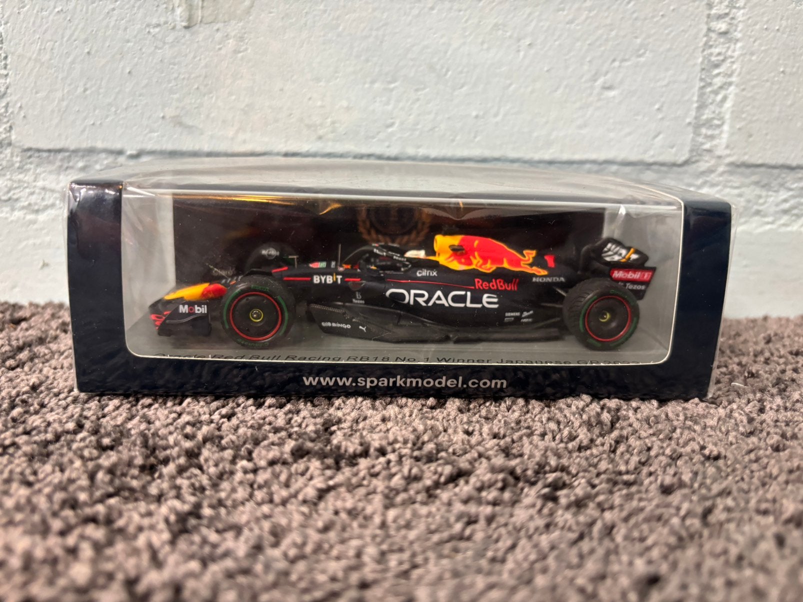 Max verstappen RB18 world champion japan 2023 1:43 model, Verzamelen, Ophalen of Verzenden, Zo goed als nieuw, Formule 1