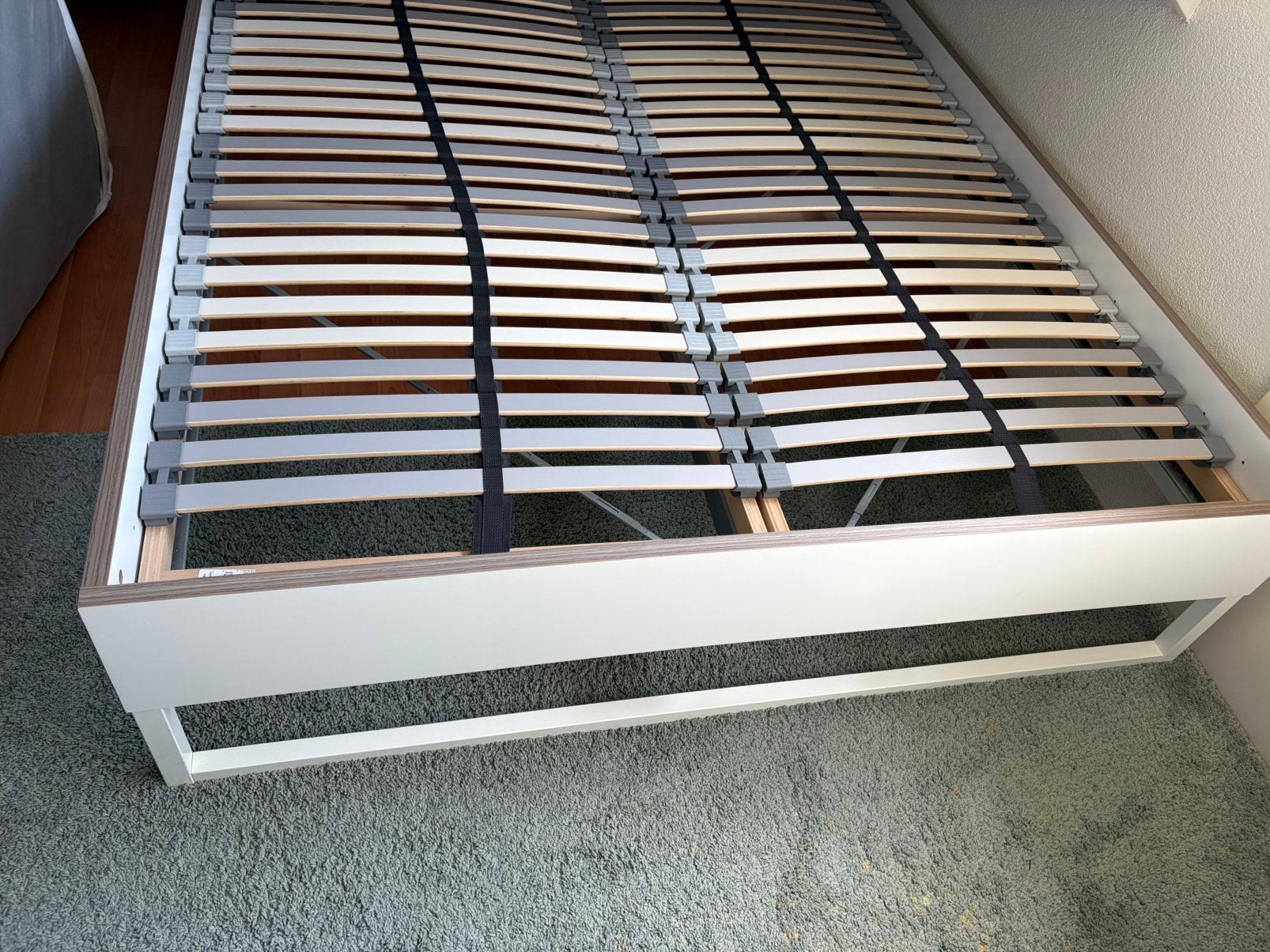 Keurig bed 140x200 incl lattenbodems, Huis en Inrichting, Slaapkamer | Bedden, Ophalen, Wit, Tweepersoons, 140 cm