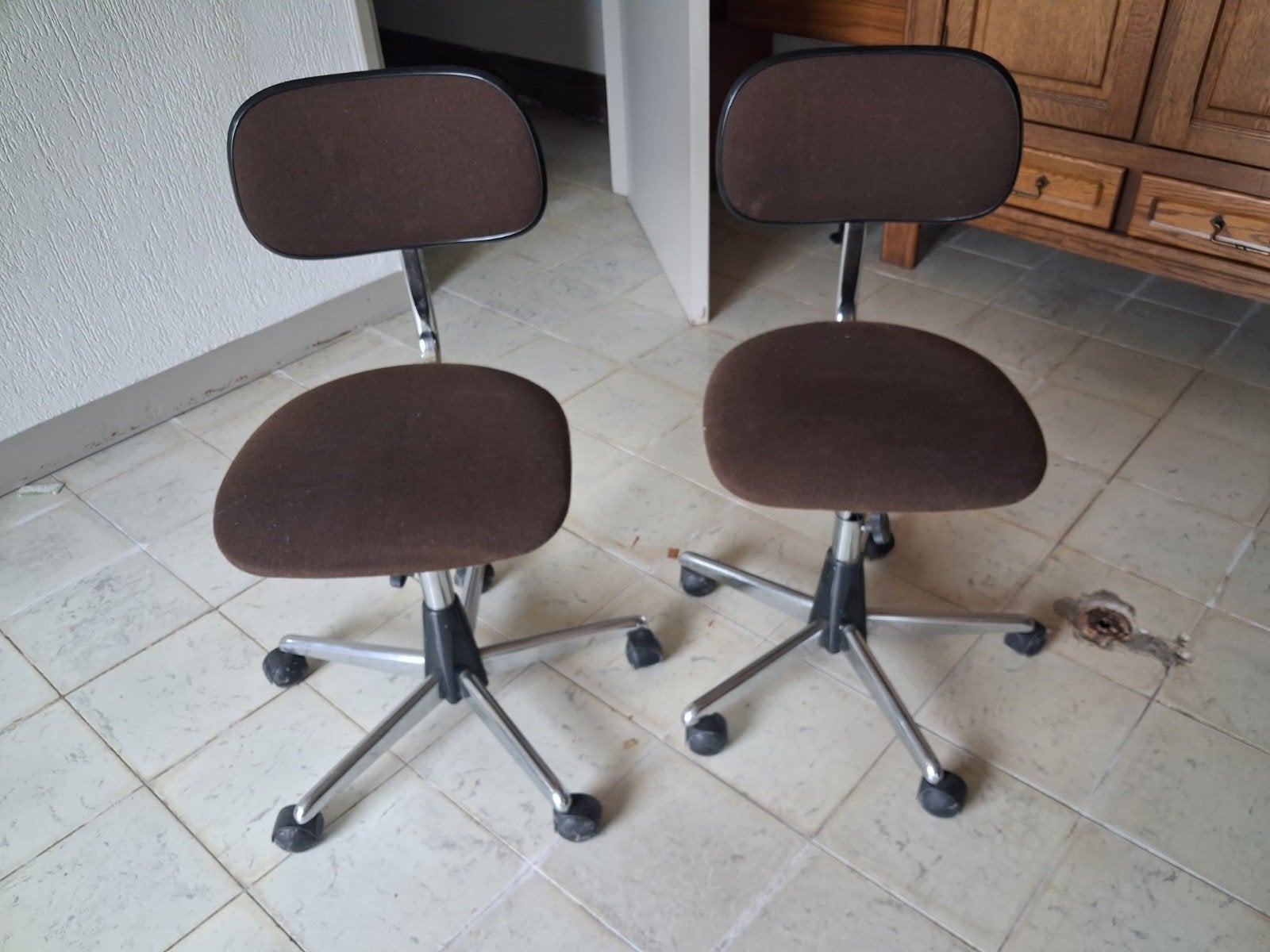 2 vintage bureau, Ophalen, Gebruikt, Bruin, Bureaustoel