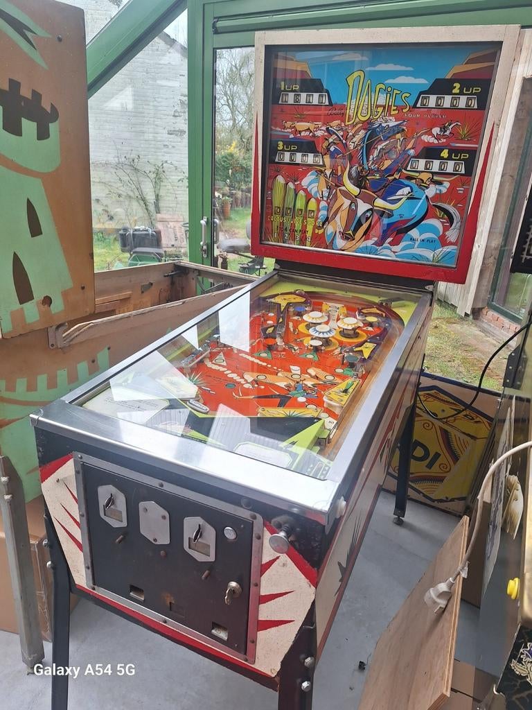 Dogies flipperkast van Bally, Ophalen of Verzenden, Flipperkast