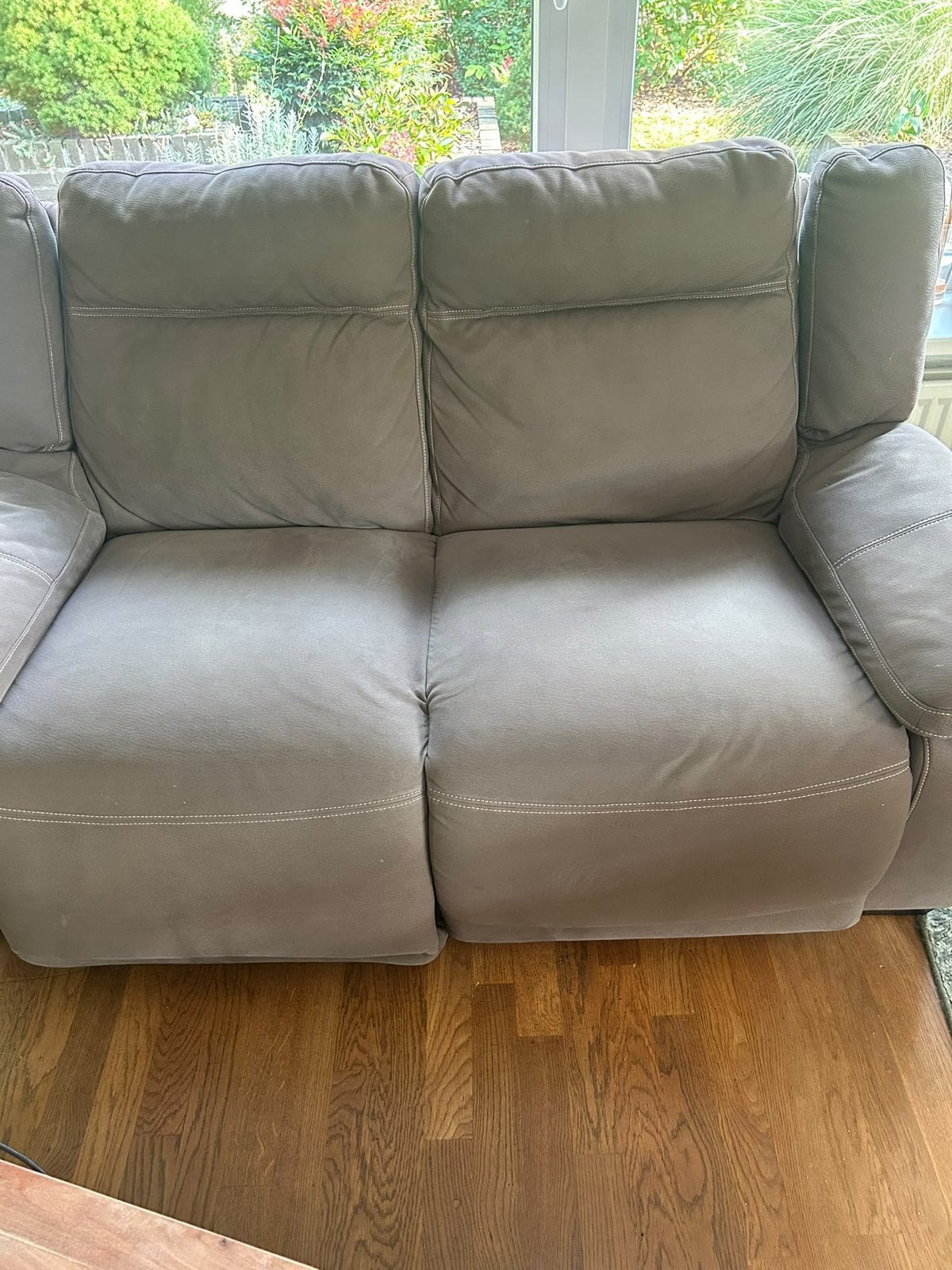 Comfortabele 2 + 3 zitsbank met relaxfunctie en USB, Huis en Inrichting, Ophalen, Gebruikt, 100 tot 125 cm, 150 tot 200 cm