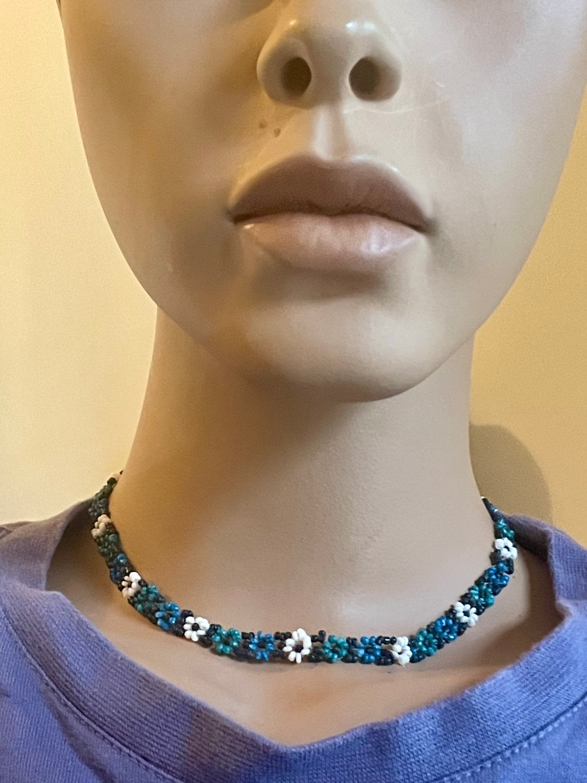 choker ketting bloemkraaltjes, Ophalen of Verzenden, Gebruikt, Blauw, Overige materialen