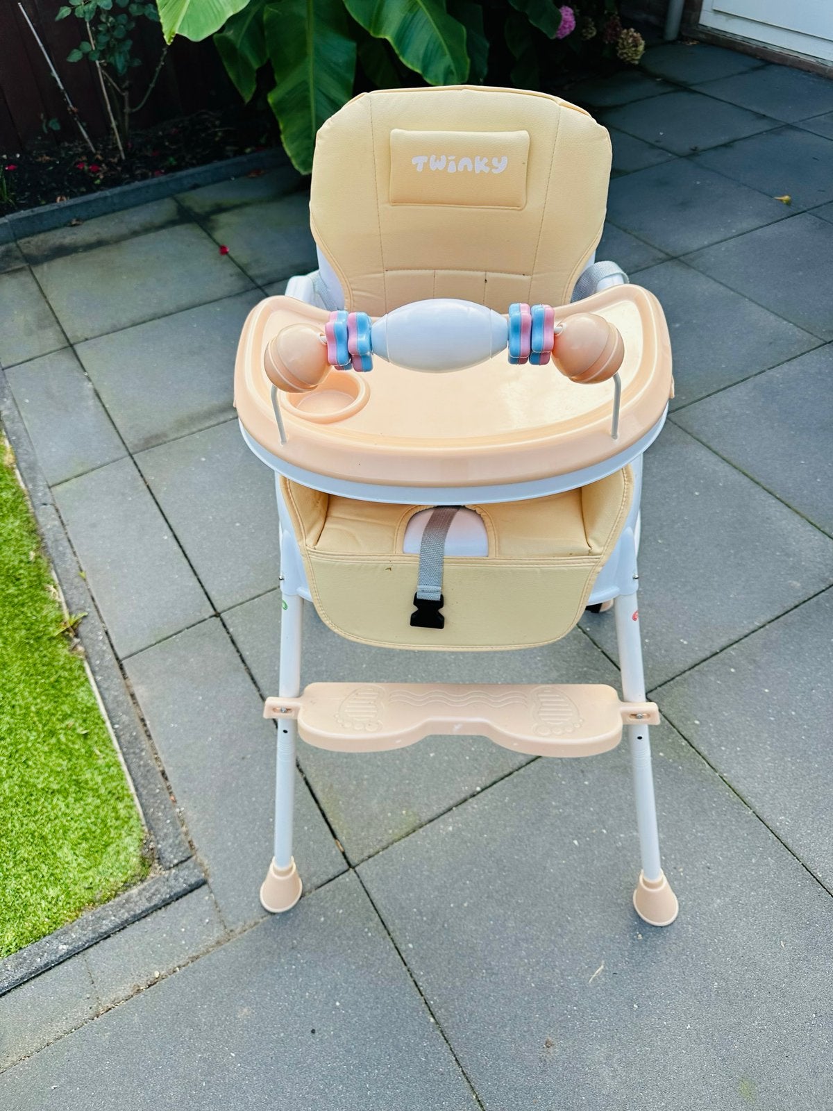 Twinky kinderstoel met afneembaar eetblad, Ophalen, Zo goed als nieuw, Overige typen, Afneembaar eetblad