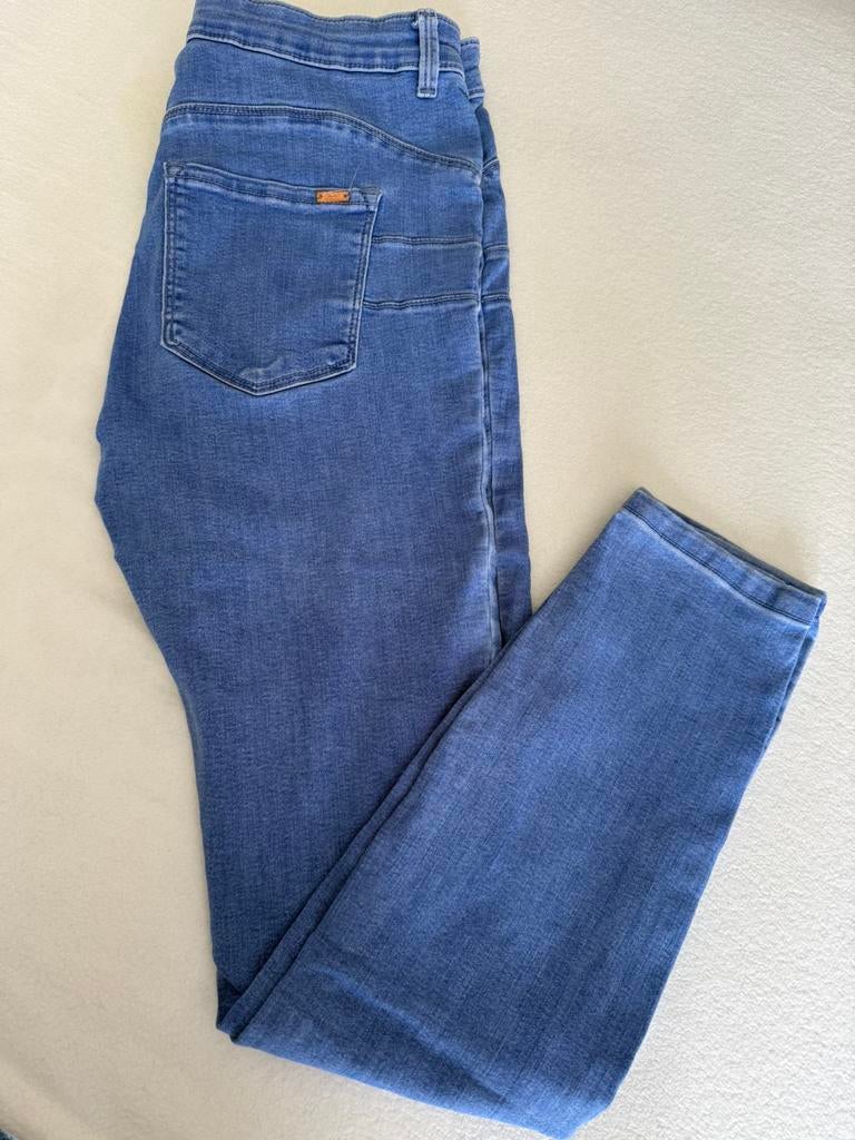 New Yorker blauwe skinny maat 33 /Xl, Kleding | Dames, Ophalen of Verzenden, Zo goed als nieuw, Blauw, W33 - W36 (confectie 42/44)