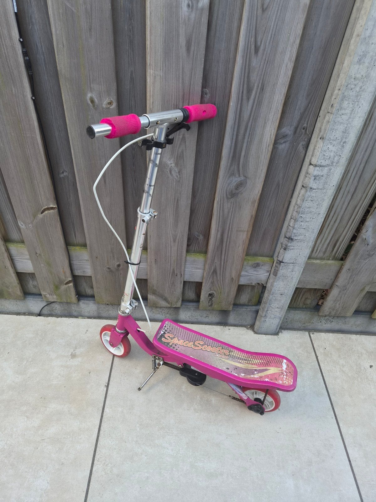 Roze space scooter junior, Fietsen en Brommers, Ophalen, Gebruikt, Overige typen, Space Scooter