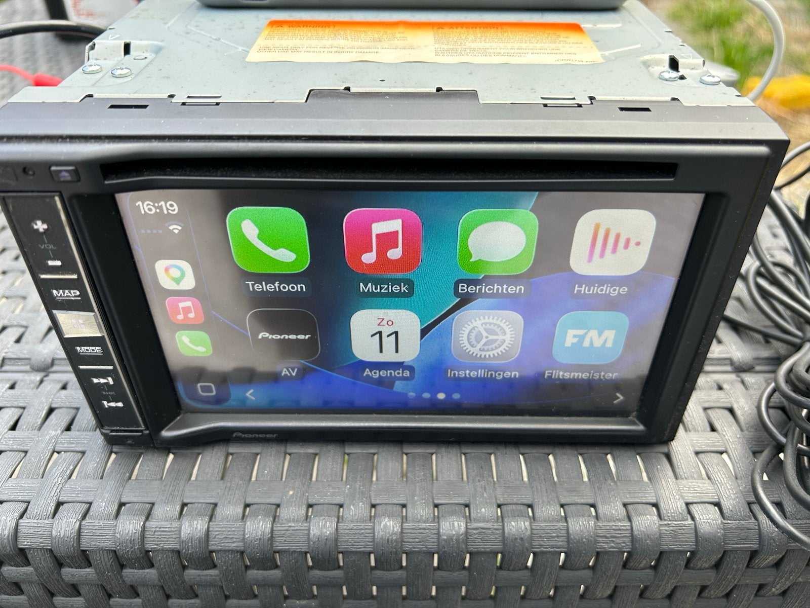 Pioneer AVIC-F9880BT Navigatie/Multimedia Systeem, Ophalen, Gebruikt