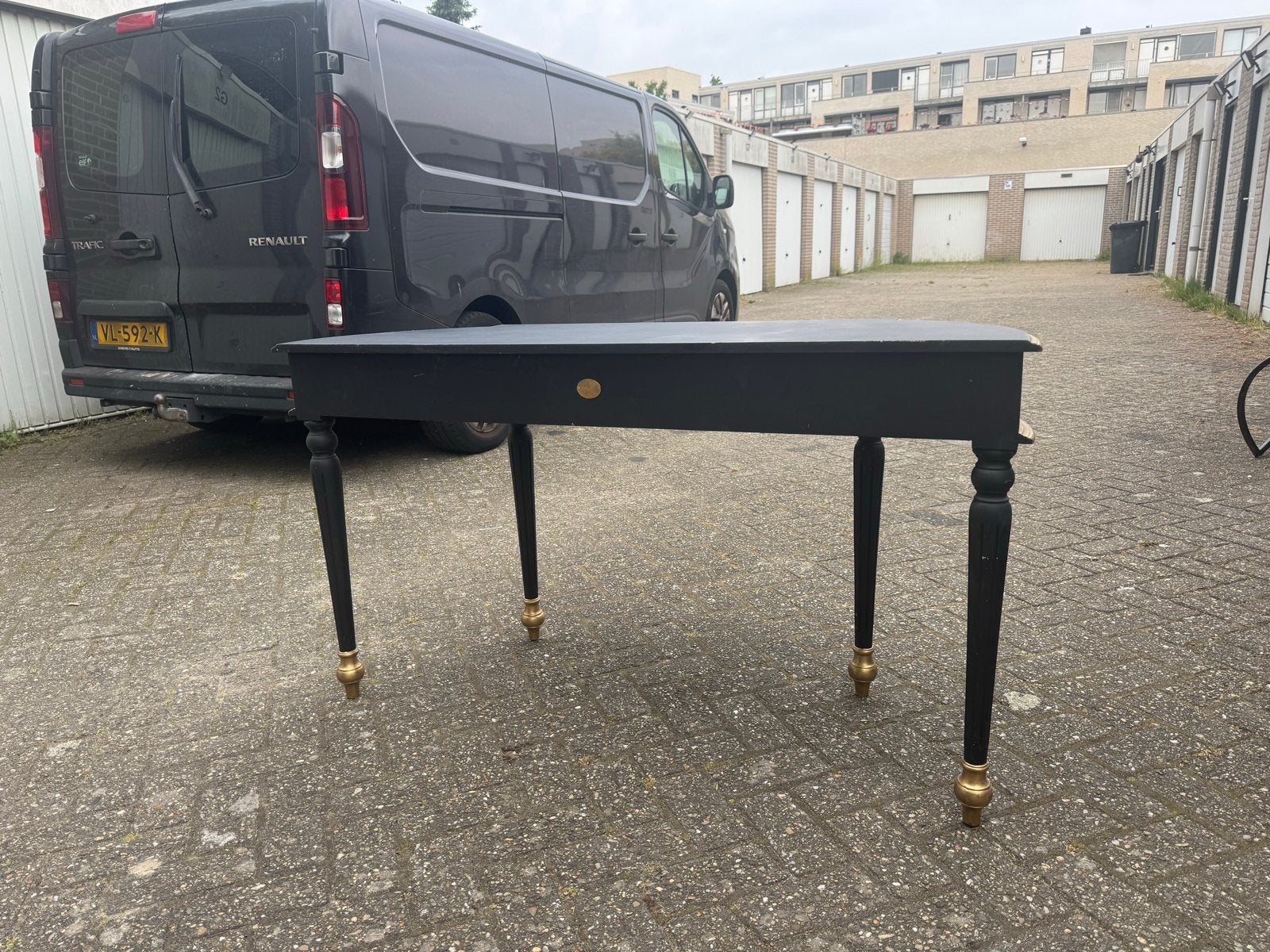 Zwart console tafeltje met goudkleurige accenten, Huis en Inrichting, Tafels | Eettafels, Ophalen, Gebruikt, 50 tot 100 cm, 100 tot 150 cm