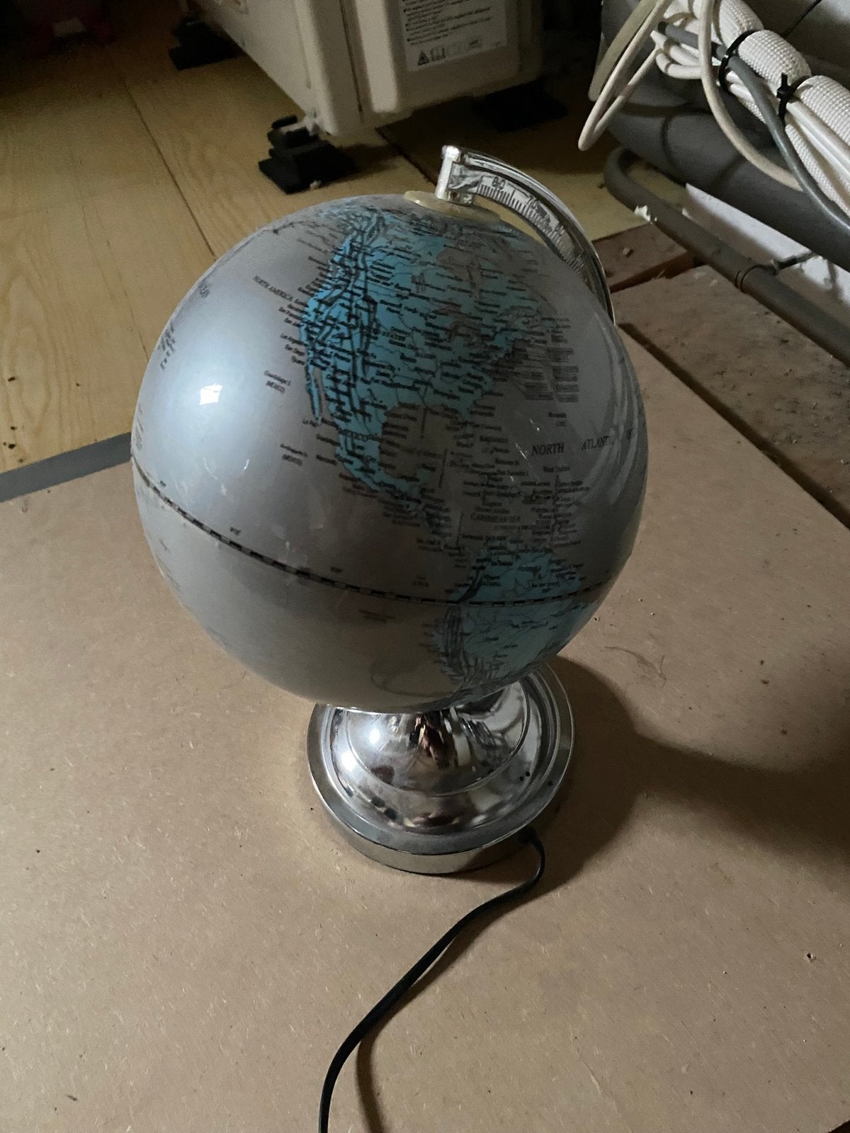 Wereldbol lamp, Ophalen of Verzenden, Zo goed als nieuw