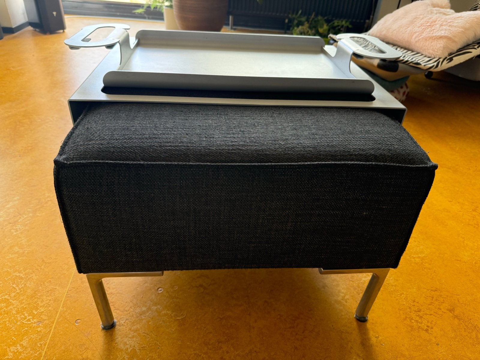 Design Hocker van Design on Stock (Bloq bank) en dienblad, Ophalen, 50 tot 75 cm, Zo goed als nieuw, Stof