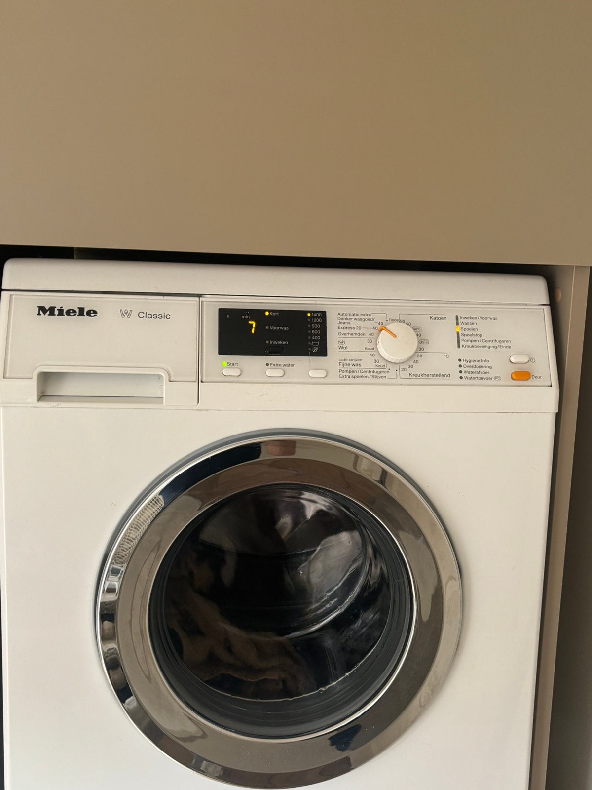 Miele wasmachine  in zeer goede staat, Ophalen of Verzenden, Zo goed als nieuw, 85 tot 90 cm, 1200 tot 1600 toeren