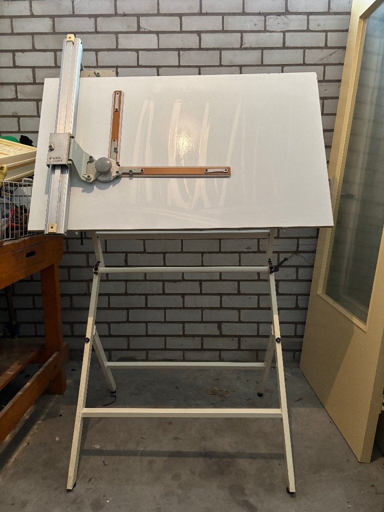 tekentafel, Doe-het-zelf en Verbouw, Tekentafels, Ophalen, Gebruikt, Minder dan 130 cm