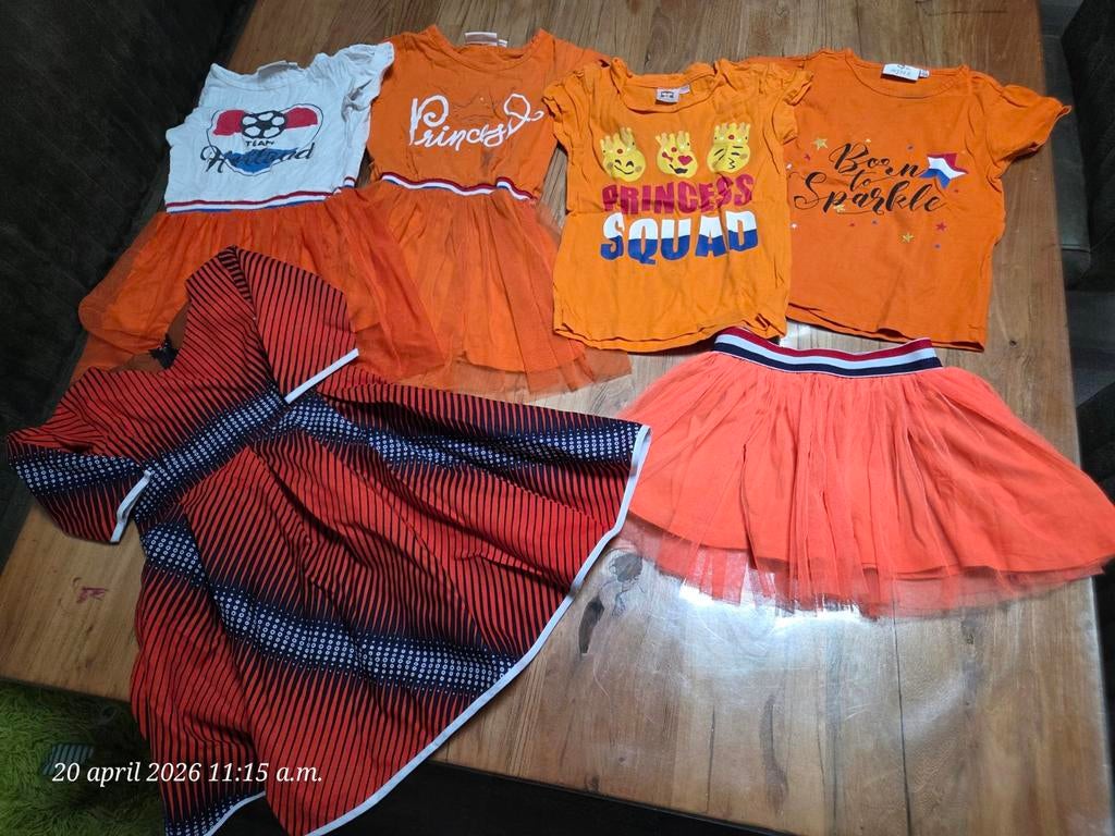 Oranje meisjes kleding maat 98/104, Ophalen of Verzenden, Gebruikt, Meisje, Shirt of Longsleeve
