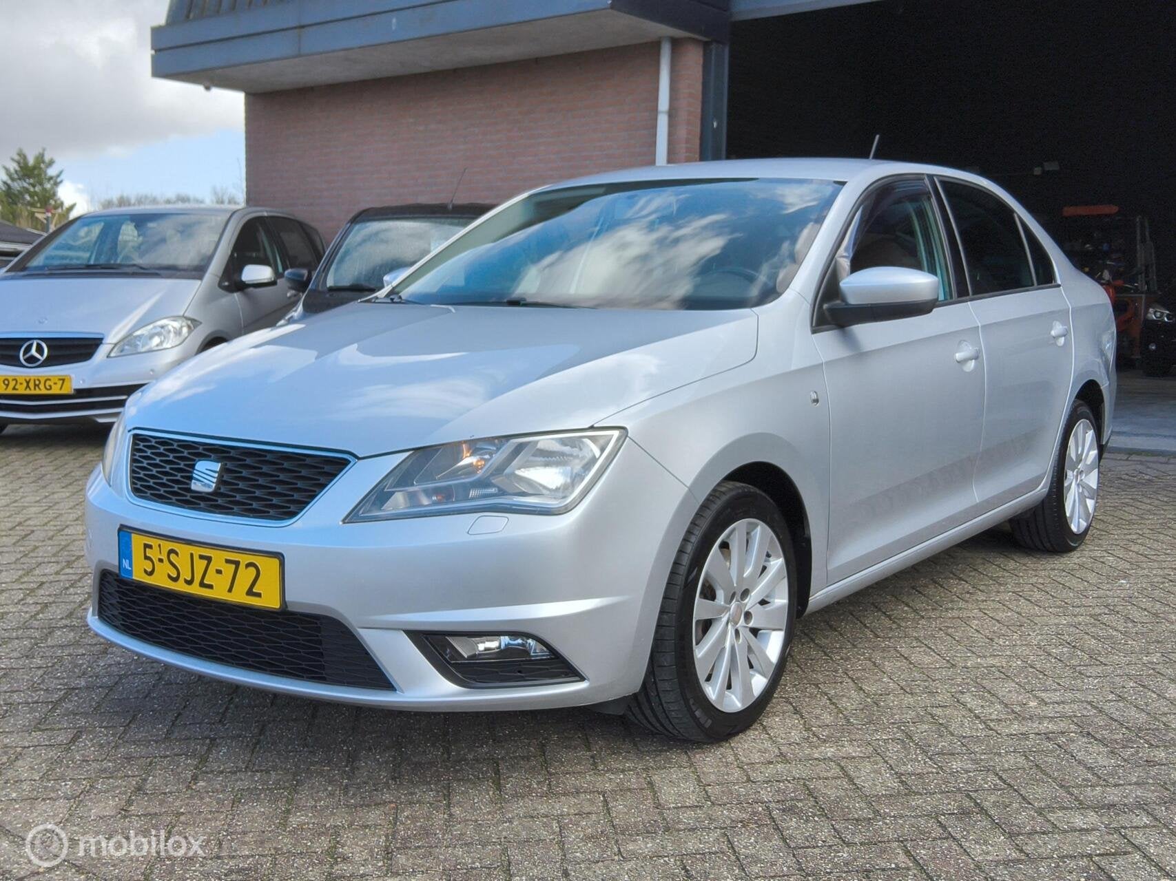 Seat Toledo 1.2 TSI Businessline High AIRCO|STOELVERWARMING|, Auto's, Voorwielaandrijving, Euro 5, Stof, Gebruikt
