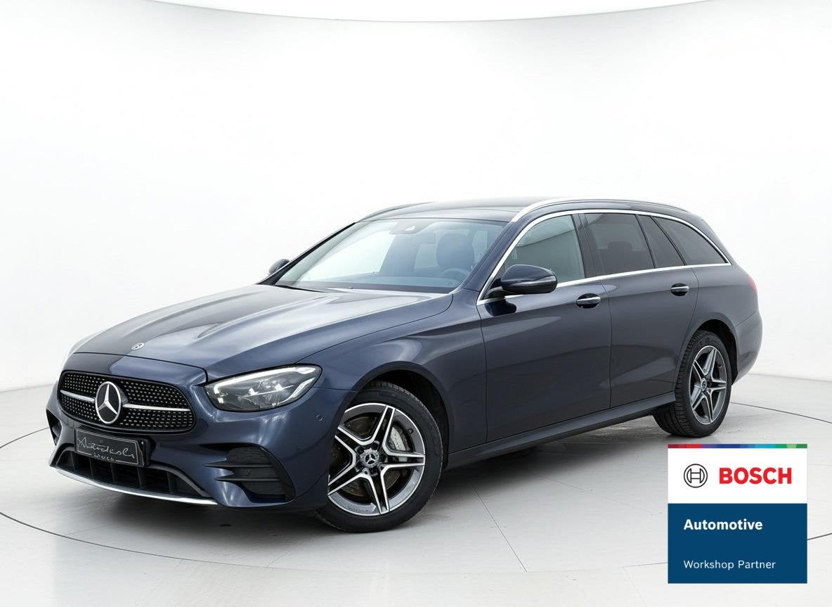 Mercedes-Benz E-klasse Estate 300 e AMG Line Trekhaak PANO, Automaat, Gebruikt, 4 cilinders, Leder en Stof