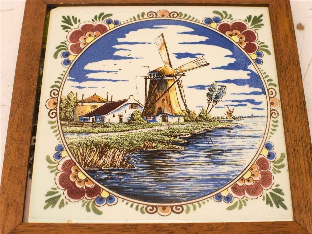 Wandtegel in een houten lijstje 51623, Ophalen of Verzenden, Gebruikt