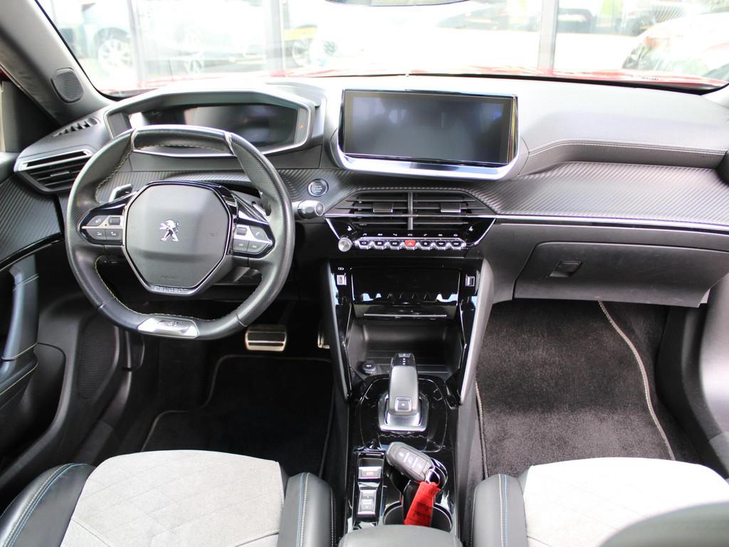 Peugeot 2008 1.2 PureTech GT Automaat | Navi / Camera / Alca, 12 maanden, Euro 6, Alcantara, 1180 kg