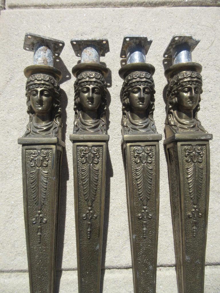 Antieke bewerkte koperen / bronzen pilaren kariatiden poten, Ophalen of Verzenden