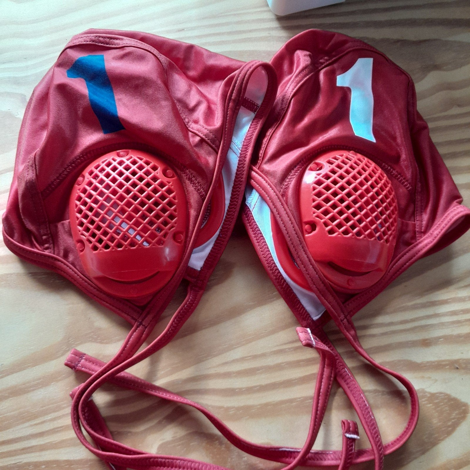 Set NIEUWE waterpolocaps keeper nummer 1, Ophalen of Verzenden, Nieuw