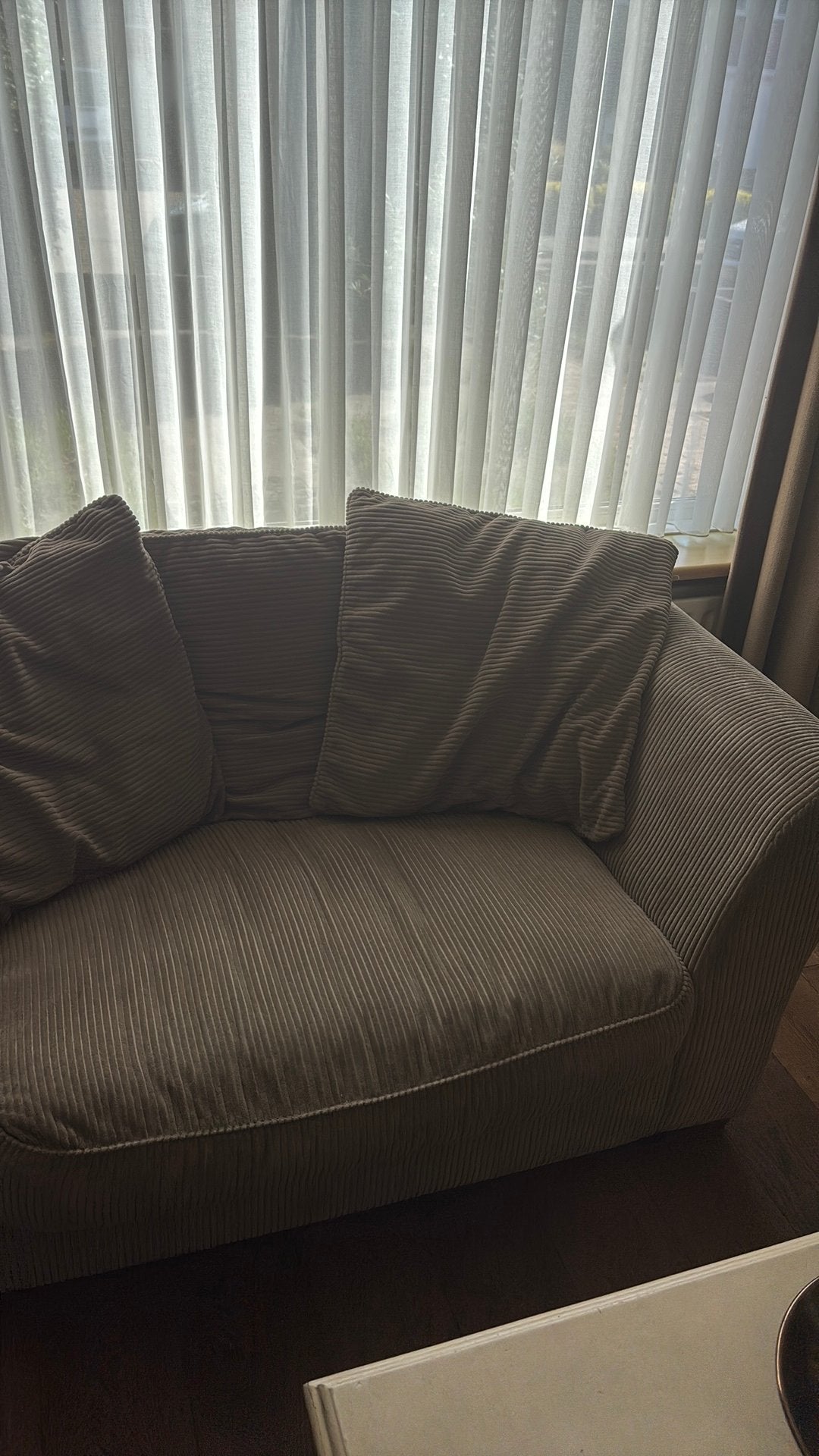 Gratis afhalen nette 3-zitsbank en love seat van stof, Ophalen, Gebruikt, 100 tot 125 cm, Stof
