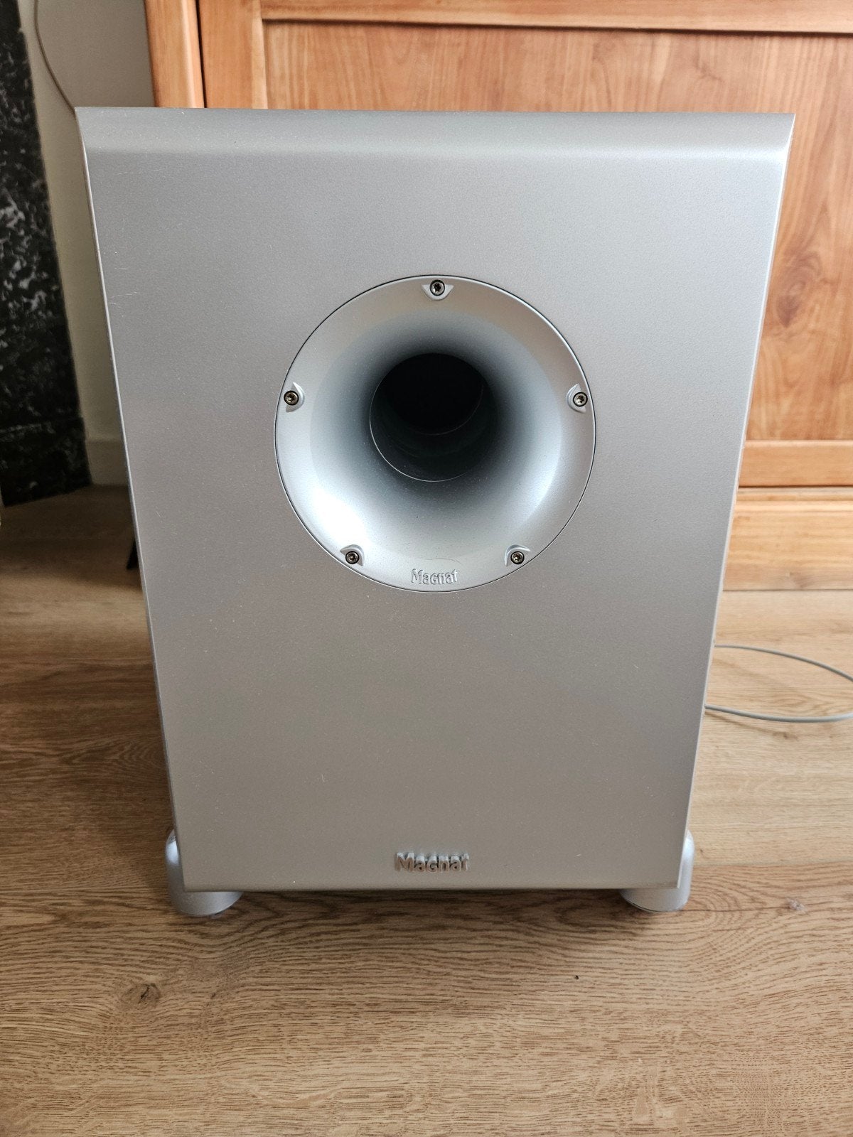 Magnat betasub 25A subwoofer