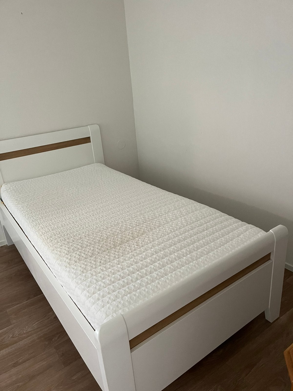 Electrisch verstelbaar ledikant, Ophalen, Verstelbaar, 90 cm, Eenpersoons