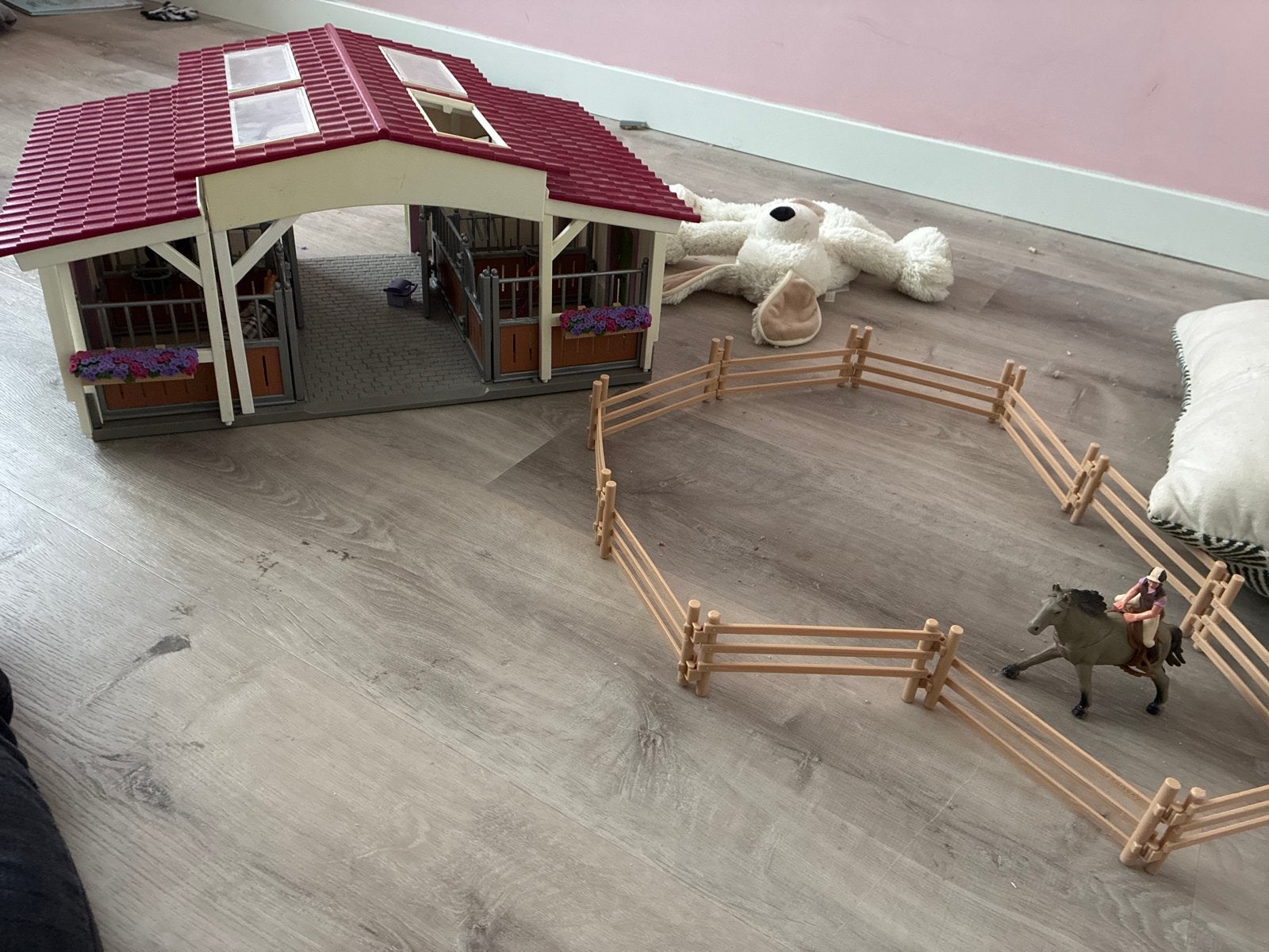 Schleich Paardestal met omheining en dieren, Ophalen, Gebruikt, Jongen of Meisje