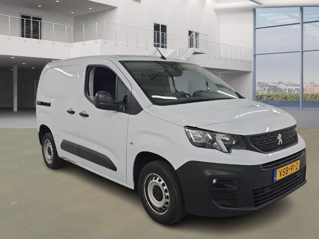 Peugeot Partner 1.5 Bluehdi 100pk 650kg 3-zits 2022 Wit, Auto's, Voorwielaandrijving, Stof, Euro 6, 4 cilinders