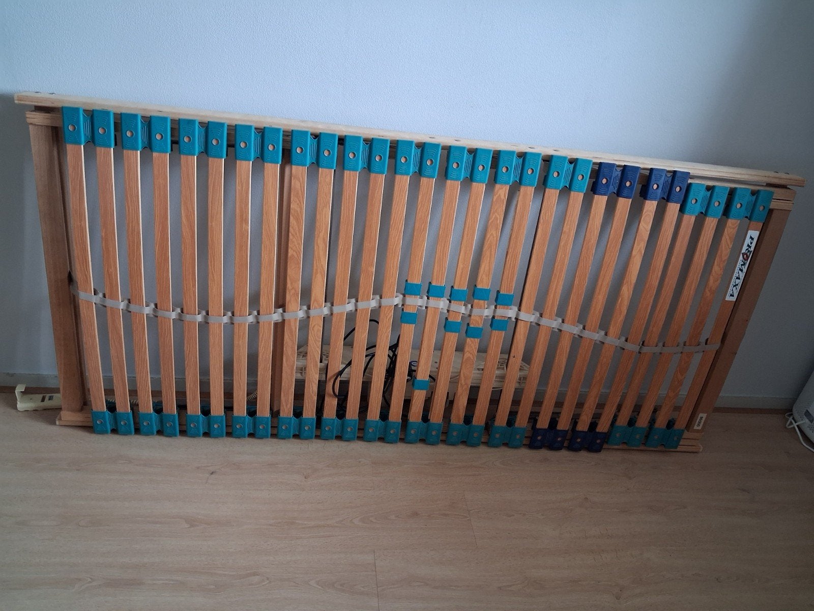 Elektrische lattenbodem, Ophalen, Zo goed als nieuw, Eenpersoons, 90 cm